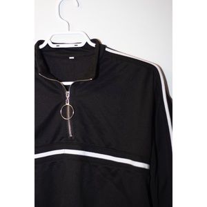 Black Crop Sweatshirt, S